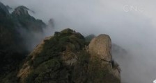 安徽九华山春日云海   宛如“水墨画卷”