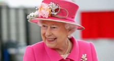 旗扬：英国女王为什么不肯退位|2020