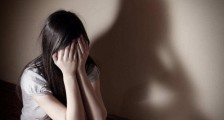 上市企业高管性侵养女案再次立案:鲍毓明不承认有养女,养女说他怕坐牢不敢承认
